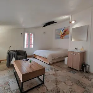 Maison Avec Salle Cinéma, 3 Lits, 100m Du Théâtre Appartement